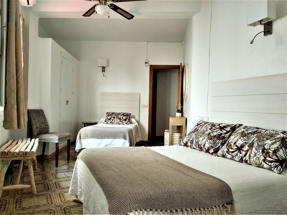 Hostal Enriqueta Habitaci&oacute;n triple